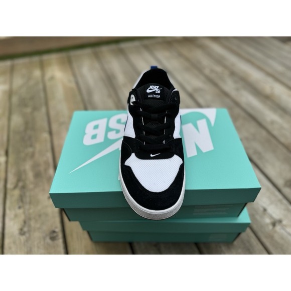 New- Nike SB Alleyoop Size US 10, EU44White Royal Blue Skate Shoes New In Box - Picture 5 of 8